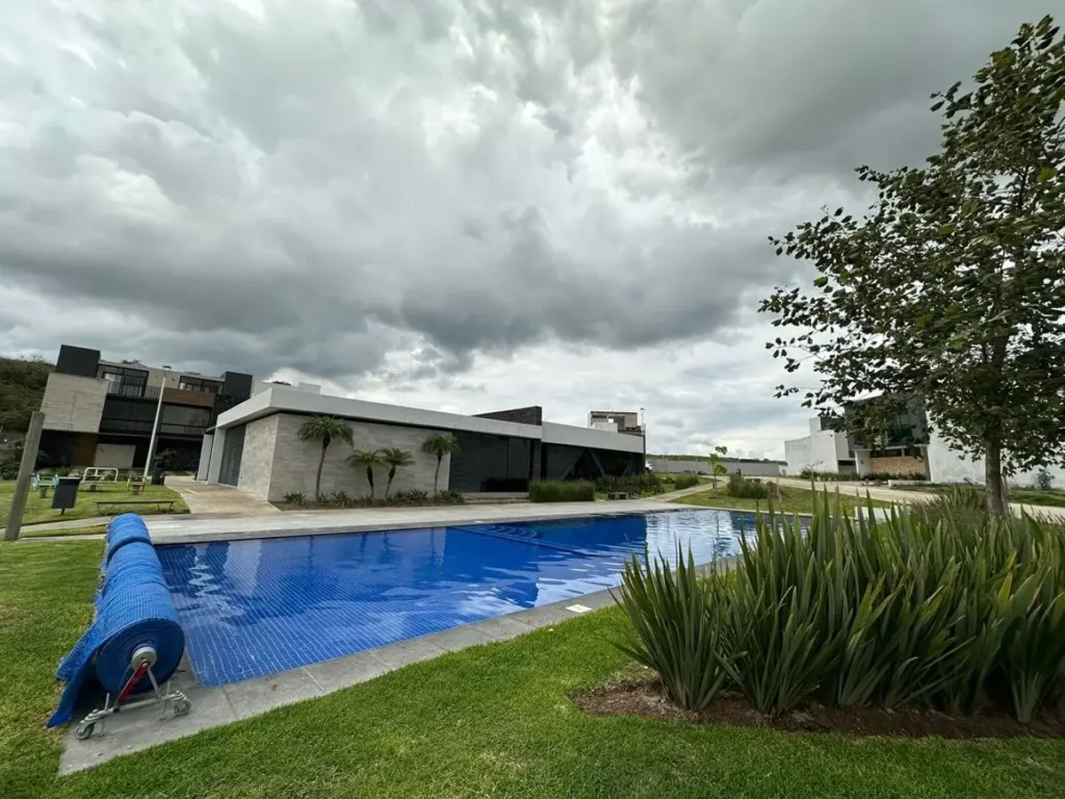 Terreno en venta en Valle Imperial, Zapopan — foto 1 de 8
