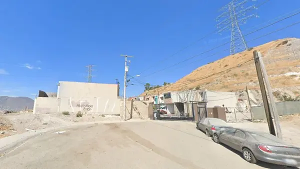Casa en venta en El Laurel I, Tijuana — foto 2 de 5