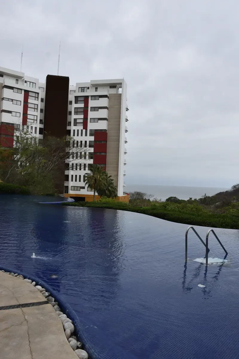 Departamento en venta en Cruz de Huanacaxtle, Bahía de Banderas — foto 1 de 43