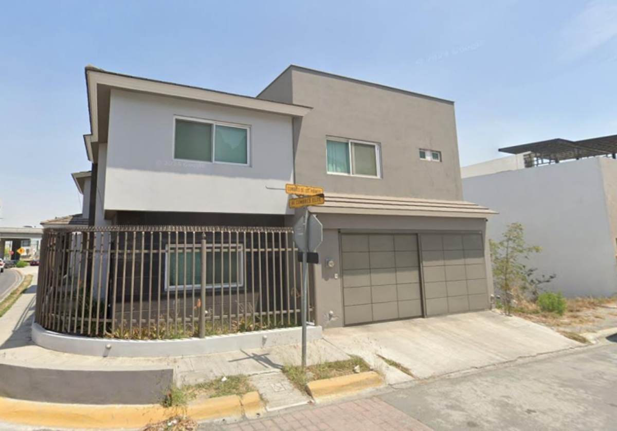 Casa en venta en Colonial Cumbres, Monterrey — foto 1 de 8