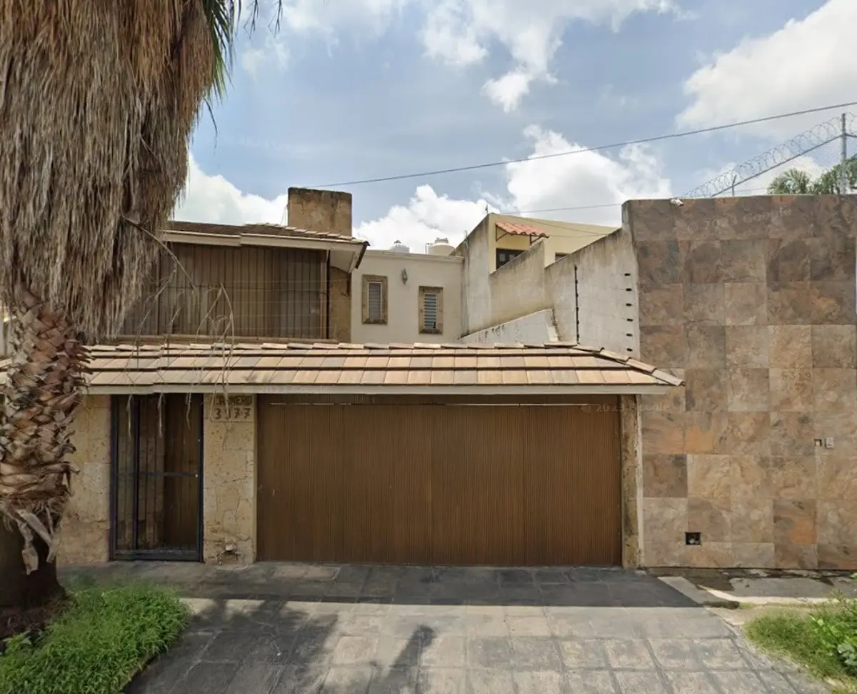 Casa en venta en Arboledas 1a Secc, Zapopan — foto 1 de 12