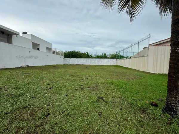 Terreno en venta en Club de Golf Villa Rica, Alvarado — foto 2 de 5
