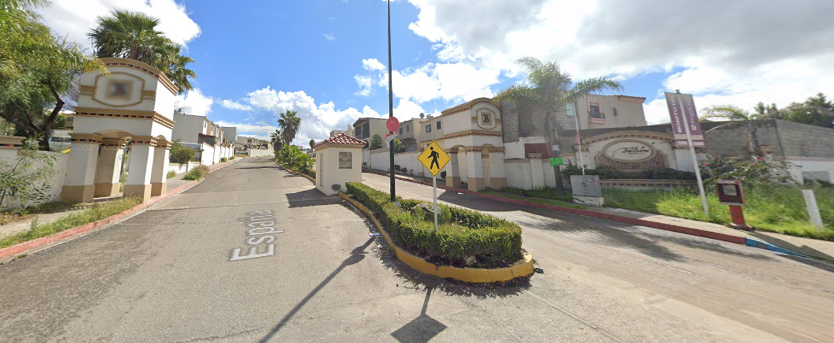 Casa en venta en Residencial Barcelona, Tijuana — foto 1 de 7