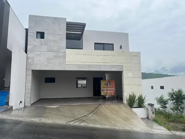 Casa en Alamosur, Santiago, Nuevo León