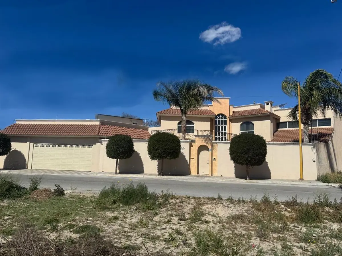 Casa en venta en Residencial San Patricio, Saltillo — foto 1 de 43