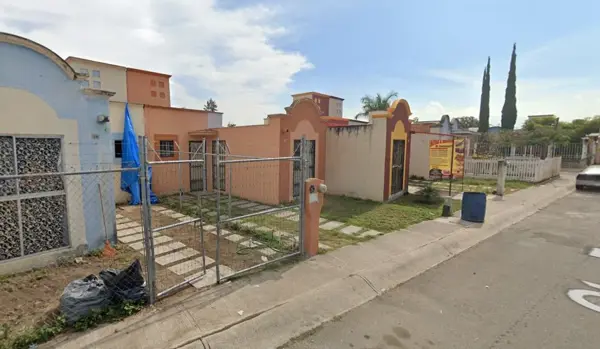 Casa en venta en Los Fresnos, Tlajomulco de Zúñiga — foto 3 de 13