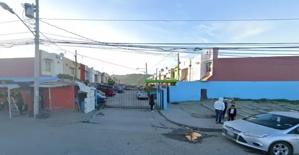 Casa en venta en El Laurel I, Tijuana — foto 2 de 7