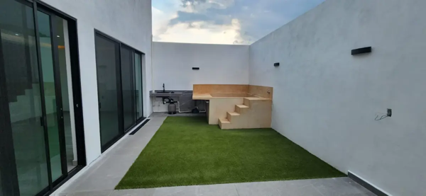 Casa en venta en Jardines de Zoquipa, Cuernavaca — foto 2 de 6