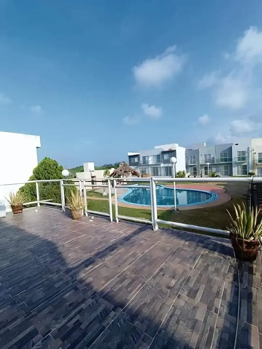 Casa en venta en Residencial Playa Dorada, Alvarado — foto 1 de 12