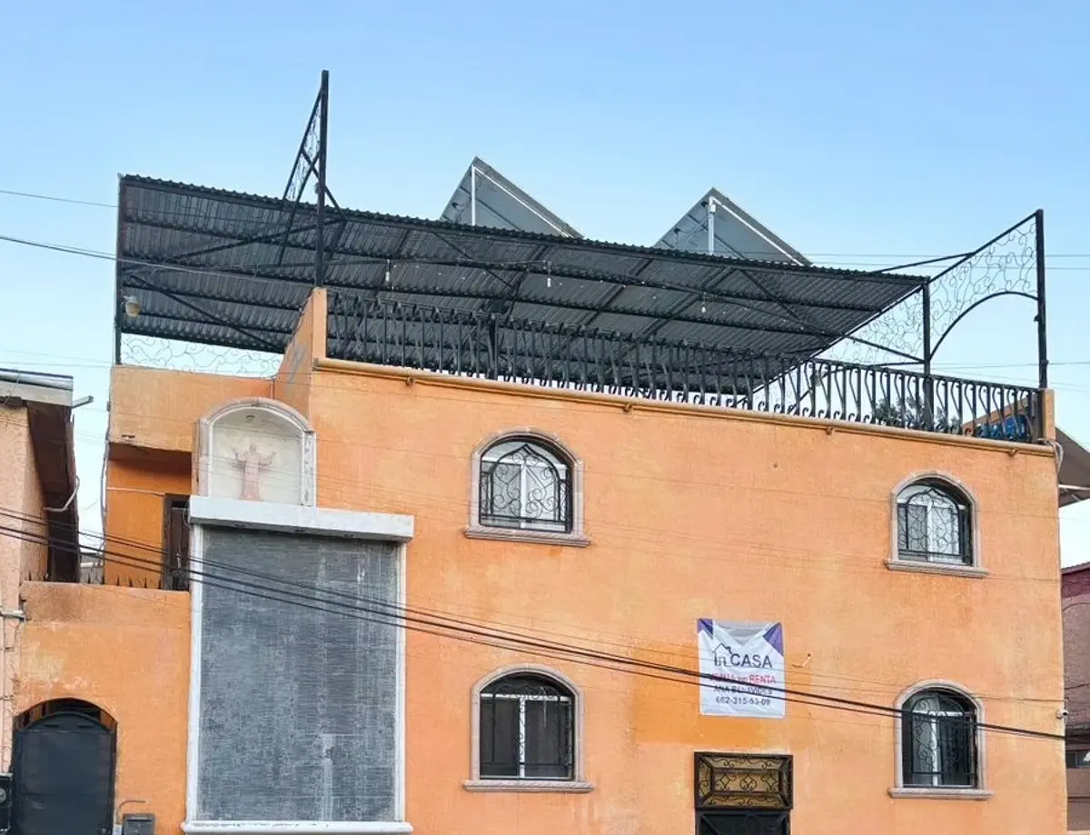 Casa en venta en Centro, Nogales — foto 1 de 25