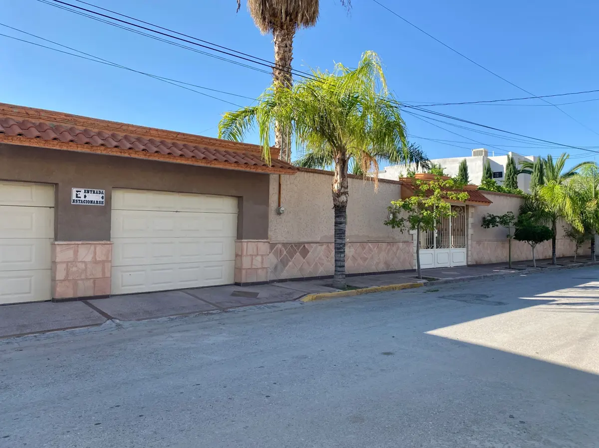 Casa en venta en Villa Jardín, Lerdo — foto 1 de 25