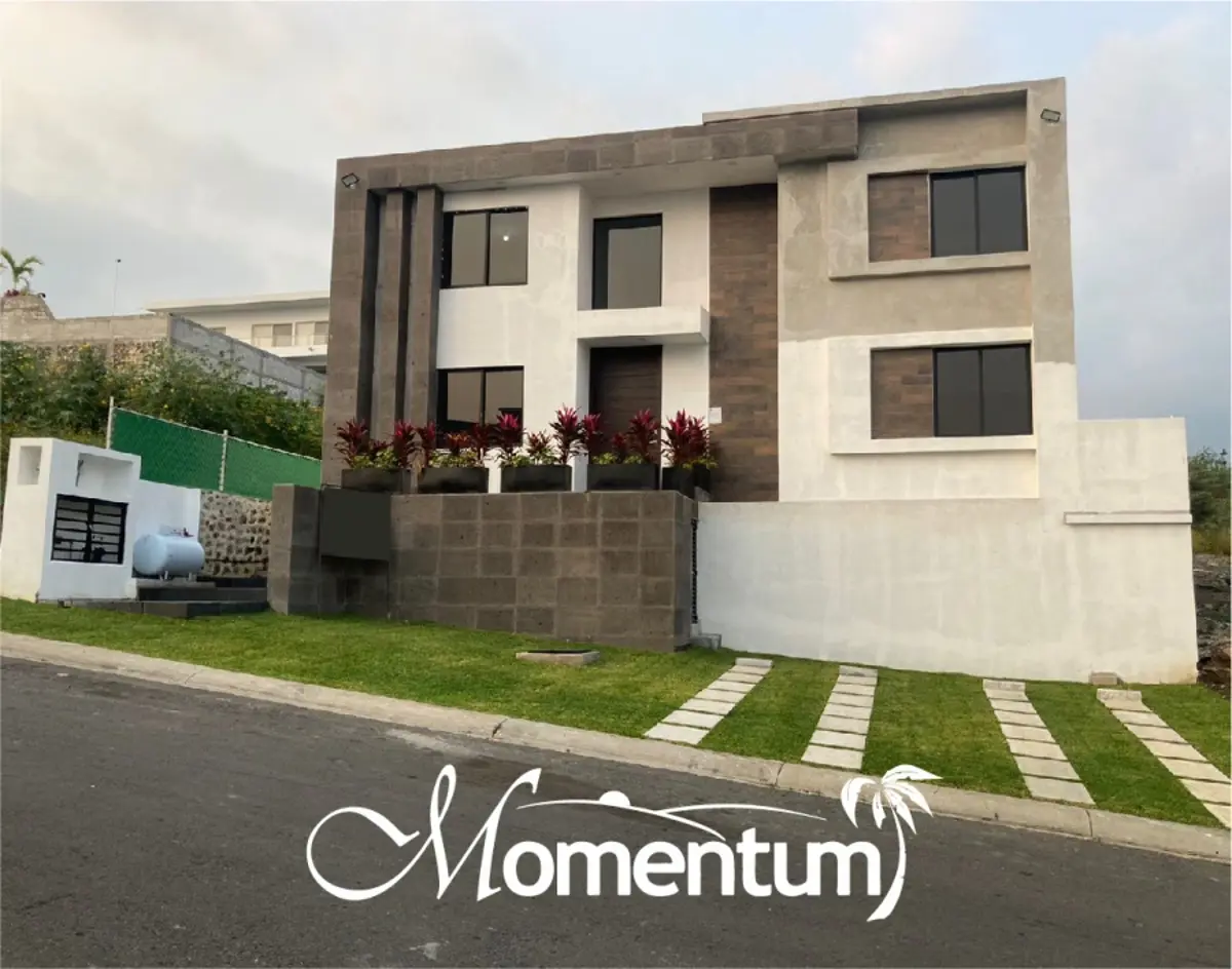 Casa en venta en Lomas de Cocoyoc, Atlatlahucan — foto 1 de 13