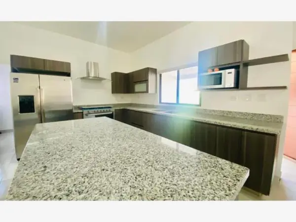 Casa en venta en Lomas de las Etnias, Torreón — foto 3 de 24