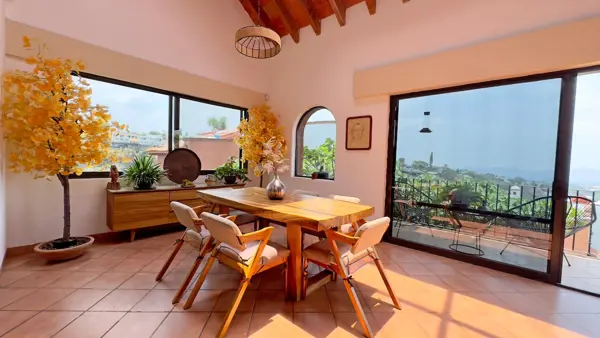 Casa en venta en Lomas de Atzingo, Cuernavaca — foto 2 de 11