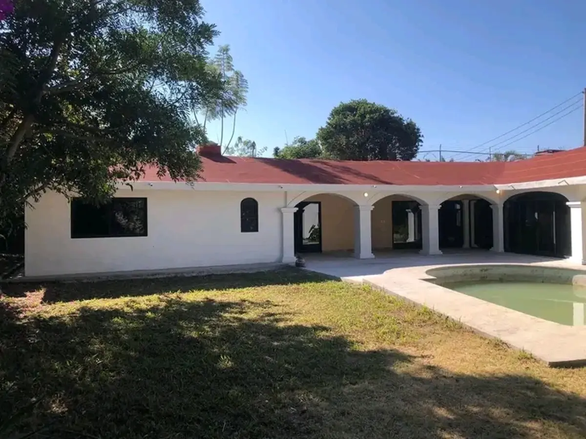 Casa en venta en Lomas de Cuernavaca, Temixco — foto 1 de 19