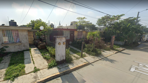 Casa en venta en Jardines de California, Coatzacoalcos — foto 2 de 7