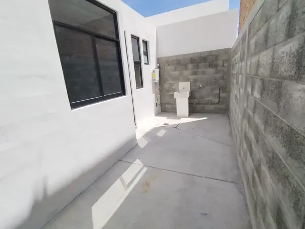 Casa en venta en La Ribera, San Francisco de los Romo — foto 2 de 7