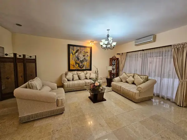 Casa en venta en Hacienda del Rosario, Torreón — foto 3 de 27