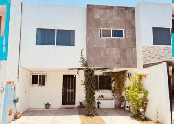 Casa en remate en Manantiales del Prado, Tequisquiapan, Querétaro