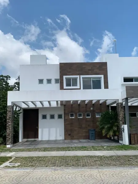 Casa en Cancún (Internacional de Cancún), Benito Juárez, Quintana Roo