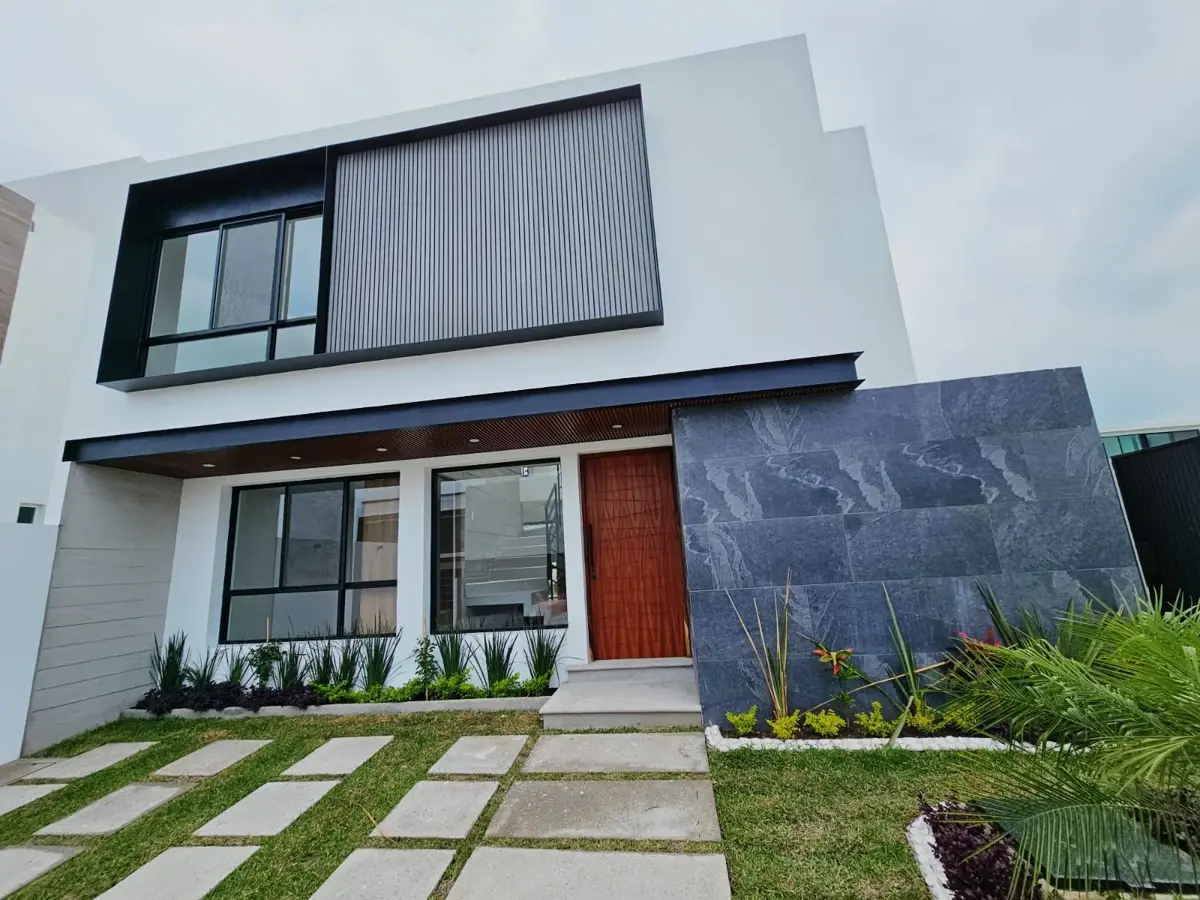 Casa en venta en Lomas de Cocoyoc, Atlatlahucan — foto 1 de 22