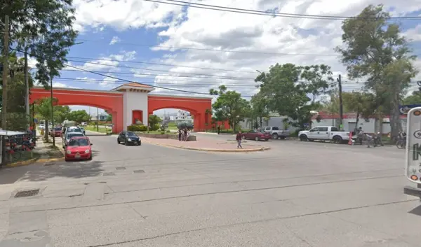 Casa en venta en Villa Fontana, San Pedro Tlaquepaque — foto 3 de 7