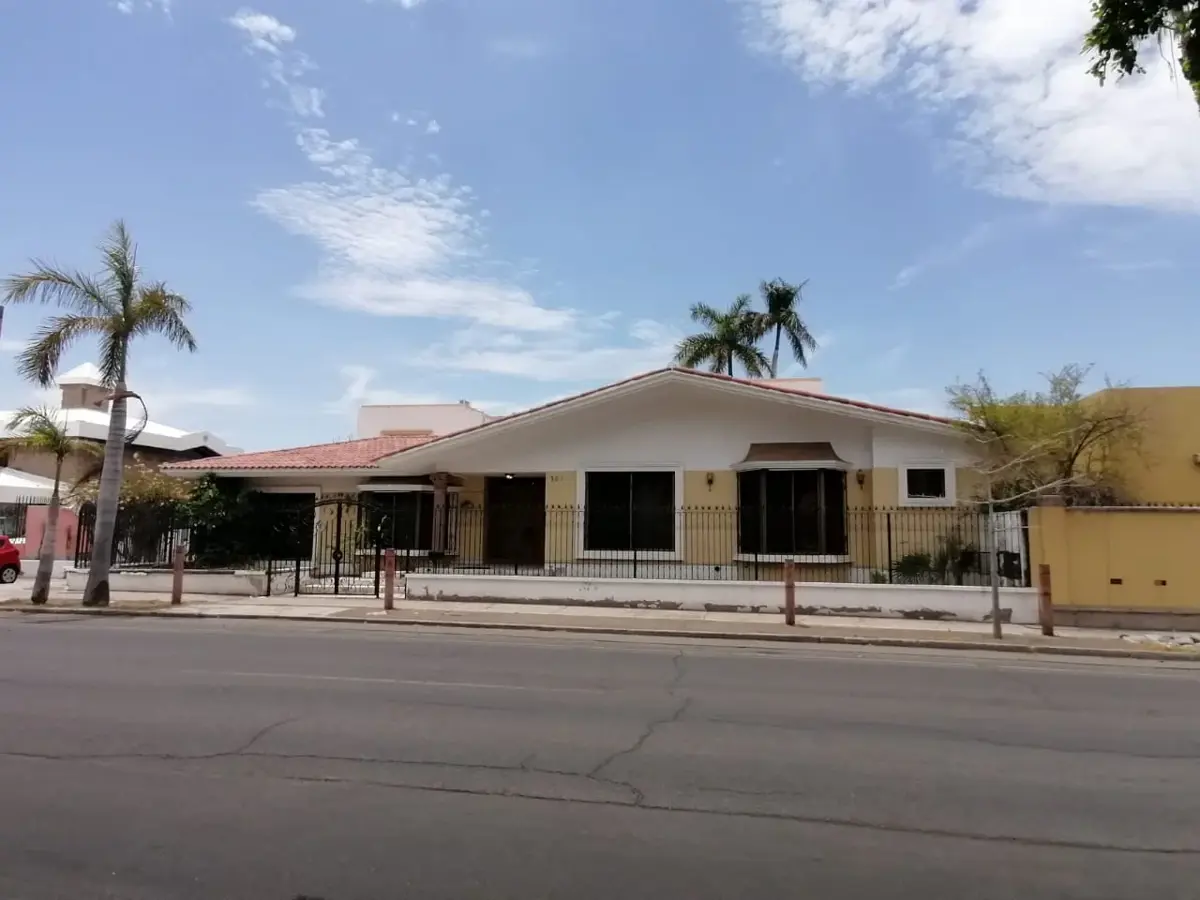 Casa en renta en Raquet Club, Hermosillo — foto 1 de 19