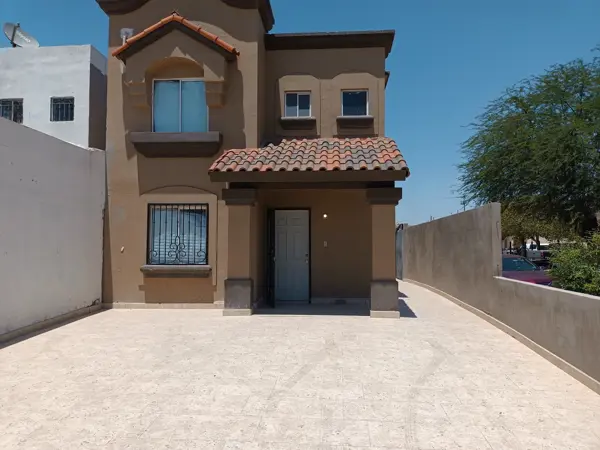 Casa en renta en Villa Toledo, Mexicali — foto 2 de 12