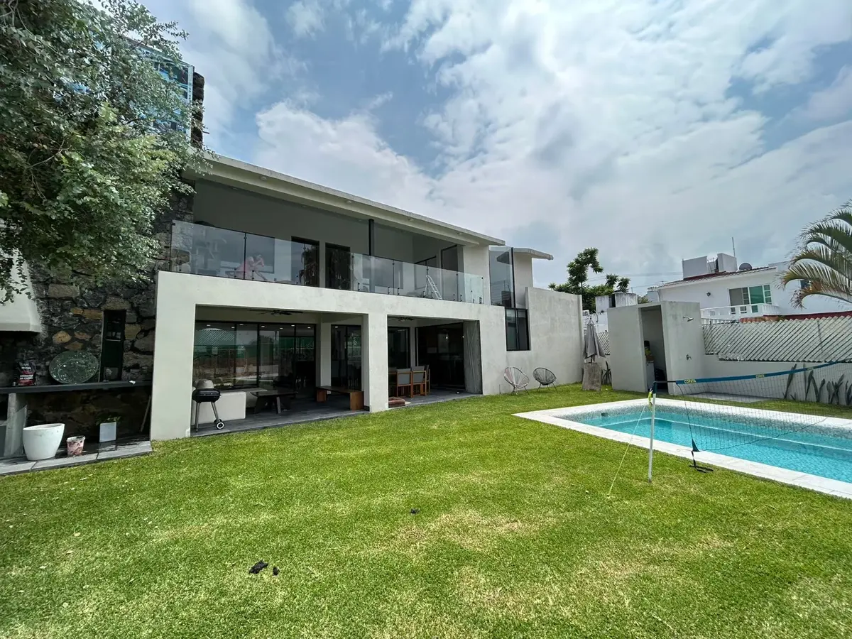 Casa en venta en Lomas de Cocoyoc, Atlatlahucan — foto 1 de 30