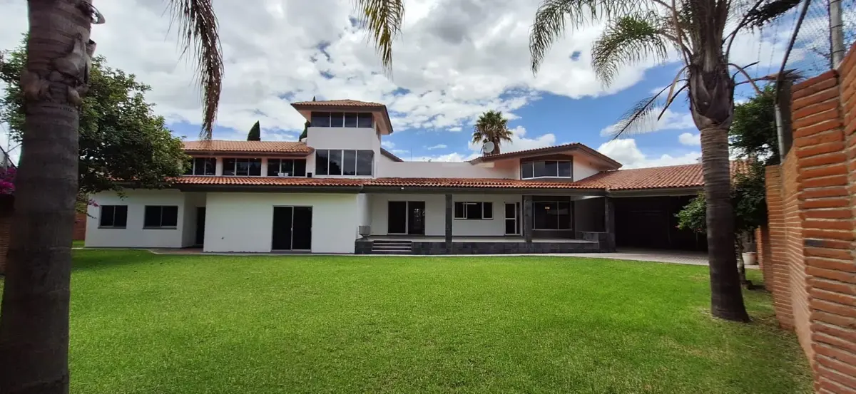 Casa en venta en Concepción la Cruz, San Andrés Cholula — foto 1 de 45