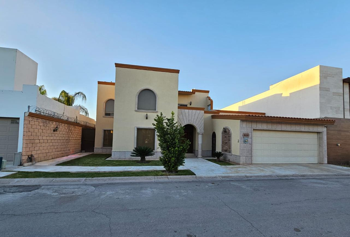 Casa en venta en Hacienda del Rosario, Torreón — foto 1 de 27