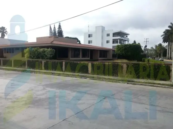 Casa en venta en Jardines de Tuxpan, Tuxpan — foto 3 de 11