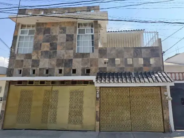 Casa en venta en Jardines del Moral, León — foto 2 de 8