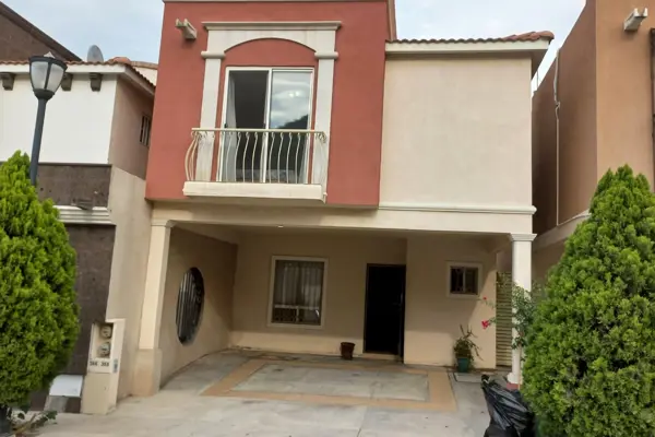 Casa en renta en Portal las Palomas, Ramos Arizpe — foto 2 de 27