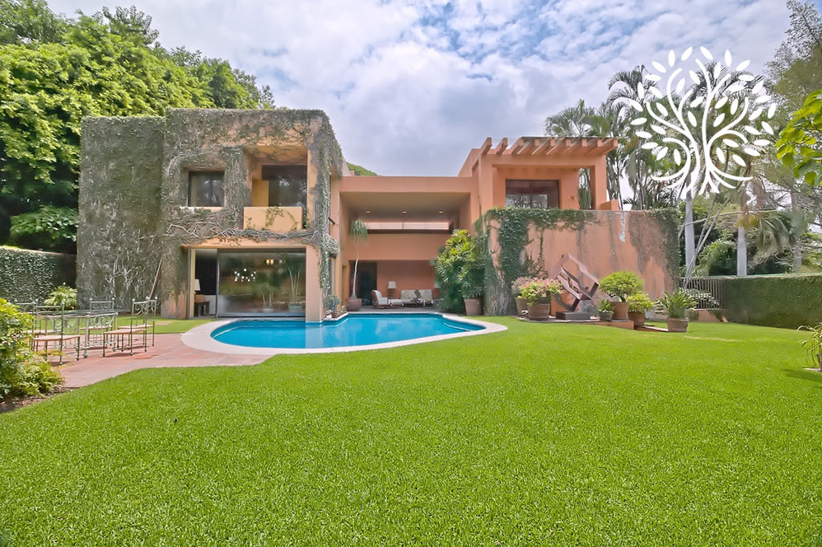 Casa en venta en Las Quintas, Cuernavaca — foto 1 de 29