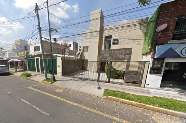 Casa en venta en Prado Coapa 2A Sección, Tlalpan — foto 2 de 14