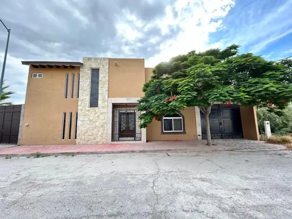 Casa en venta en Magisterio Iberoamericana, Torreón — foto 2 de 22