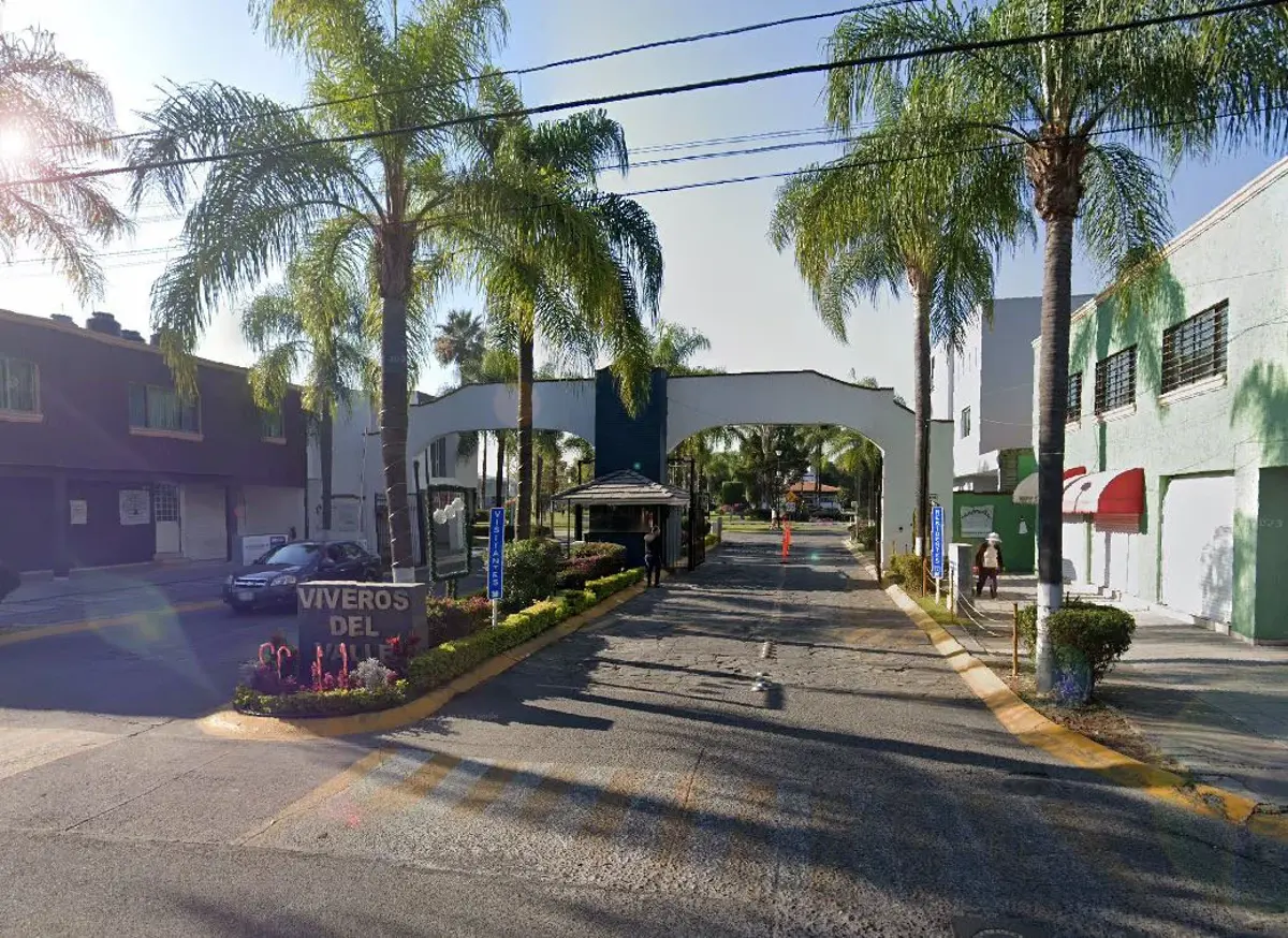 Casa en venta en Viveros del Valle, Zapopan — foto 1 de 17