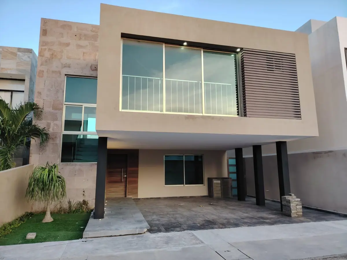 Casa en venta en Lomas del Sol, Alvarado — foto 1 de 9
