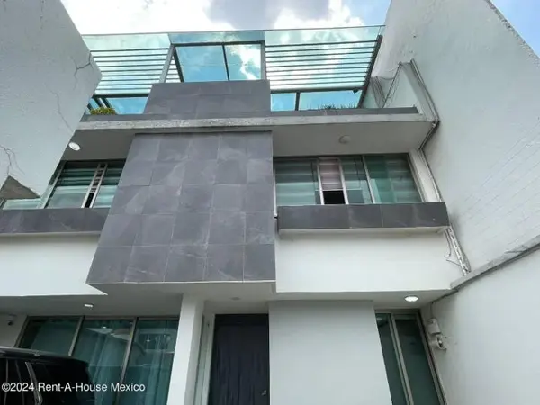 Casa en Santa Ursula Coapa, Coyoacán, Ciudad de México
