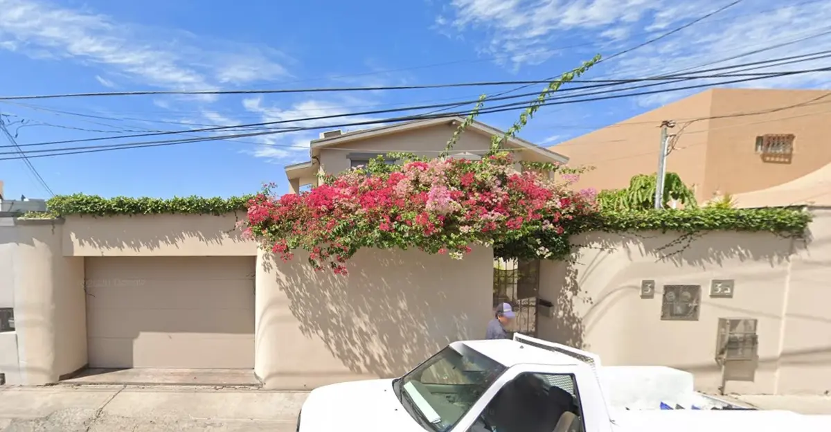 Casa en venta en Lomas Hipodromo, Tijuana — foto 1 de 13