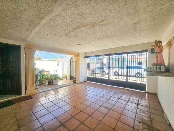 Casa en venta en Jardines de Pensiones, Mérida — foto 3 de 16