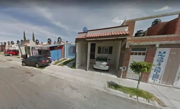 Casa en venta en Misión del Valle II, Morelia — foto 2 de 6