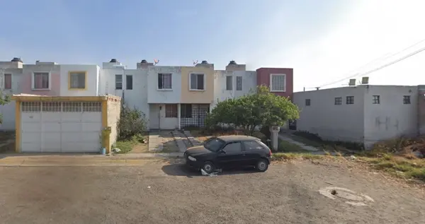 Casa en venta en Valle Dorado, Tlajomulco de Zúñiga — foto 2 de 12