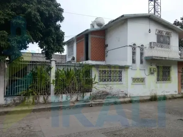 Casa en renta en Electricistas, Tuxpan — foto 3 de 12