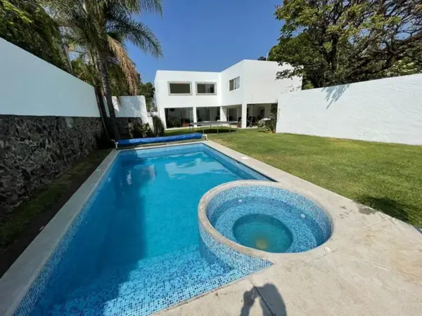 Casa en venta en Lomas de Atzingo, Cuernavaca — foto 2 de 24