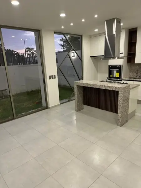 Casa en venta en Punto Sur, Tlajomulco de Zúñiga — foto 2 de 18