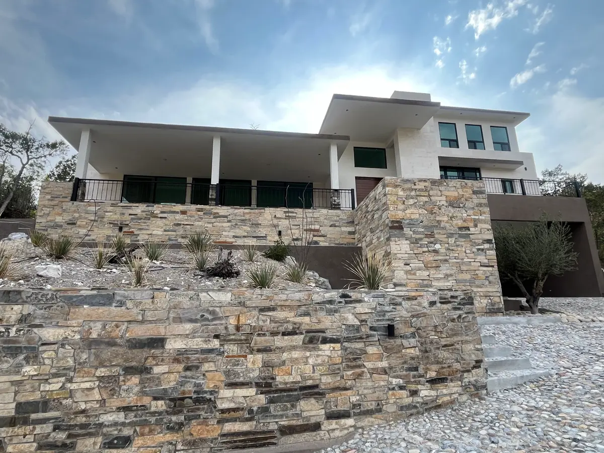Casa en venta en El Carmen (Las Vigas), Arteaga — foto 1 de 25
