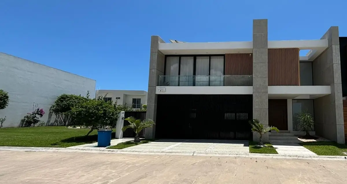 Casa en venta en Punta Tiburón, Residencial, Marina y Golf, Alvarado — foto 1 de 25