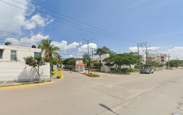 Casa en venta en Portales de Santa Úrsula, León — foto 2 de 7